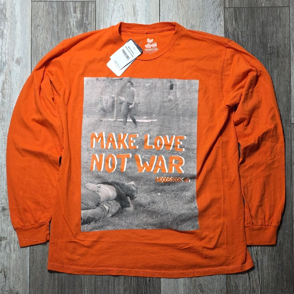 Woodstock | 'Make Love Not War' Long Sleeve Graphic 100% Cotton Tee *NWT